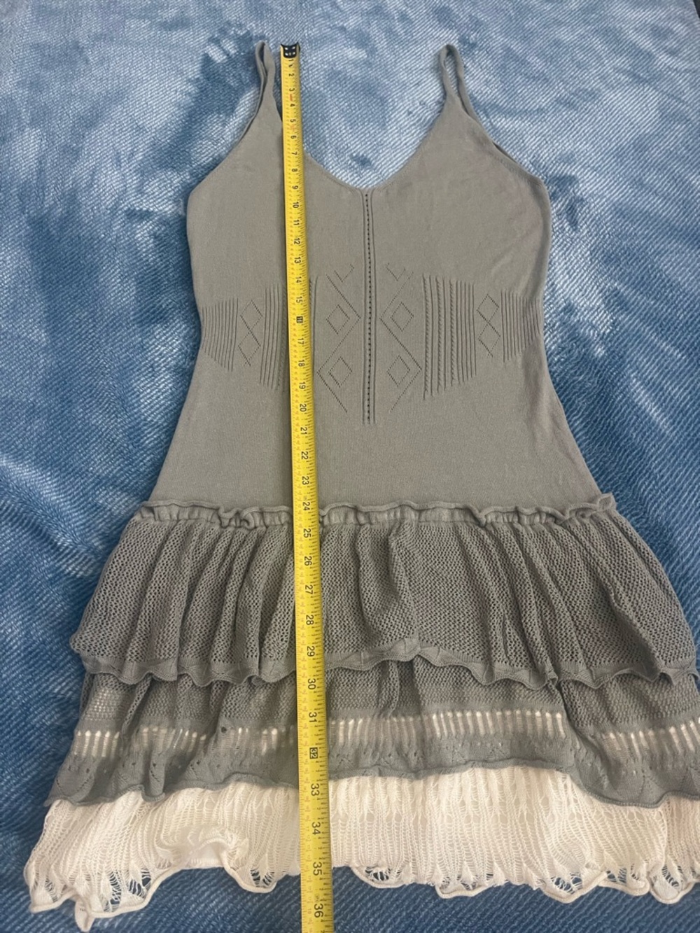 Urban Outfitters Kimchi Blue Tessa Tiered Ruffle Sweater Tank Mini Dress sz L - Picture 12 of 12